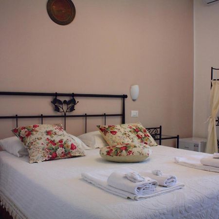 Vila Sejuda Hotell Peschici Eksteriør bilde
