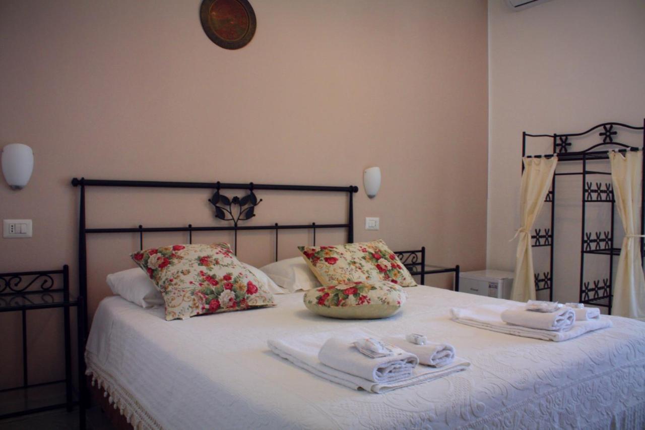 Vila Sejuda Hotell Peschici Eksteriør bilde