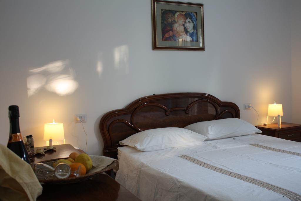 Vila Sejuda Hotell Peschici Eksteriør bilde